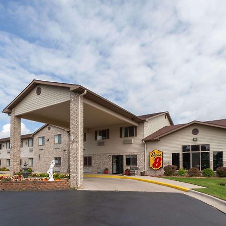 Super 8 By Wyndham Big Rapids Motel Exterior foto